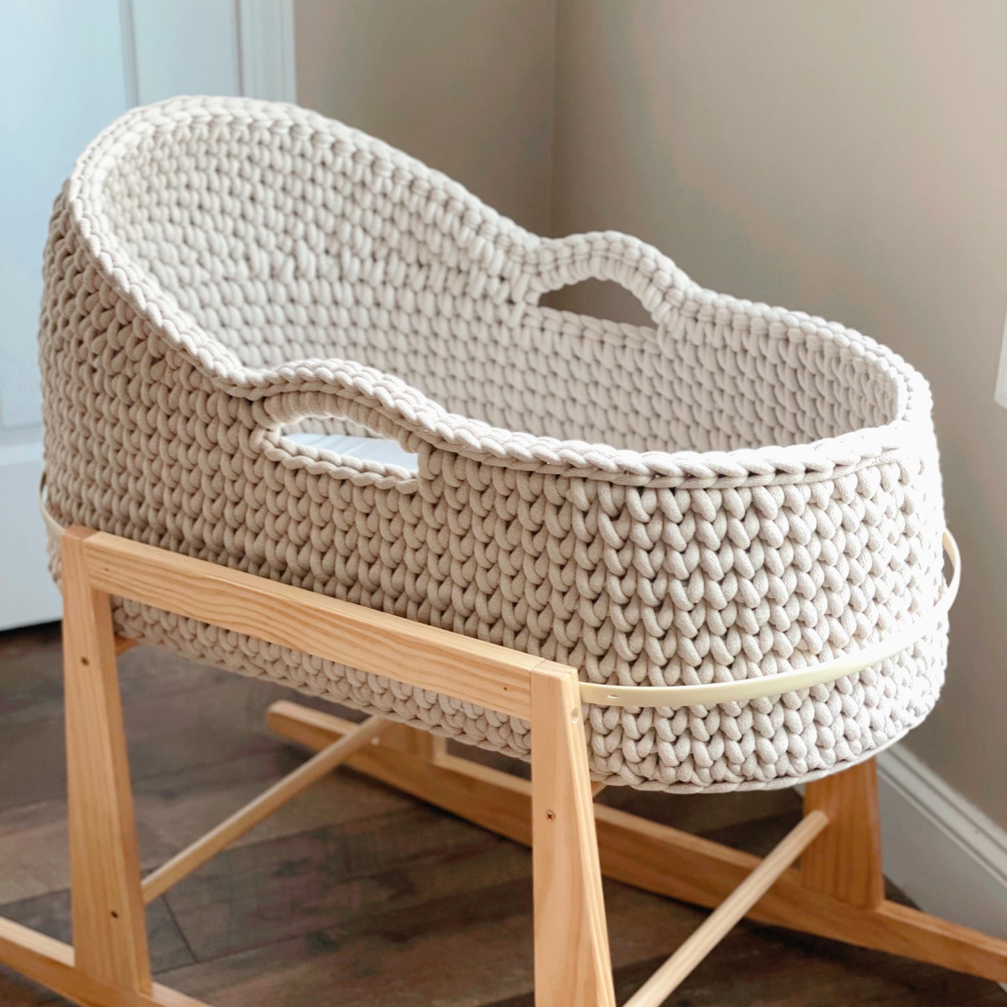 Moses Basket Base | Made-to-Order